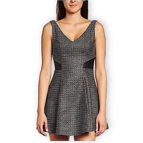 BCBGeneration Black Tweed Knit Fit & Flare Dress Size 2 - Picture 12 of 12